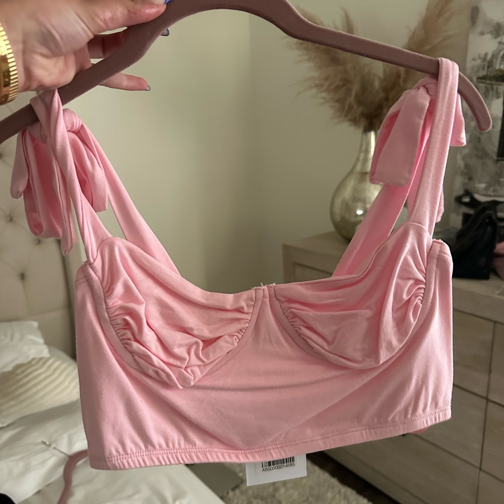 ADIKA top